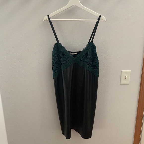 Zara Black and Green Mini Dress - Picture 2 of 8